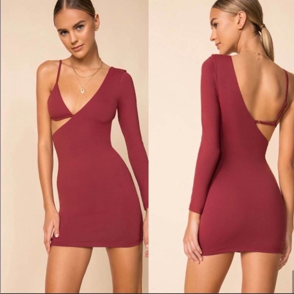 NWOT Superdown Tatiana Asymmetic Bodycon Dress